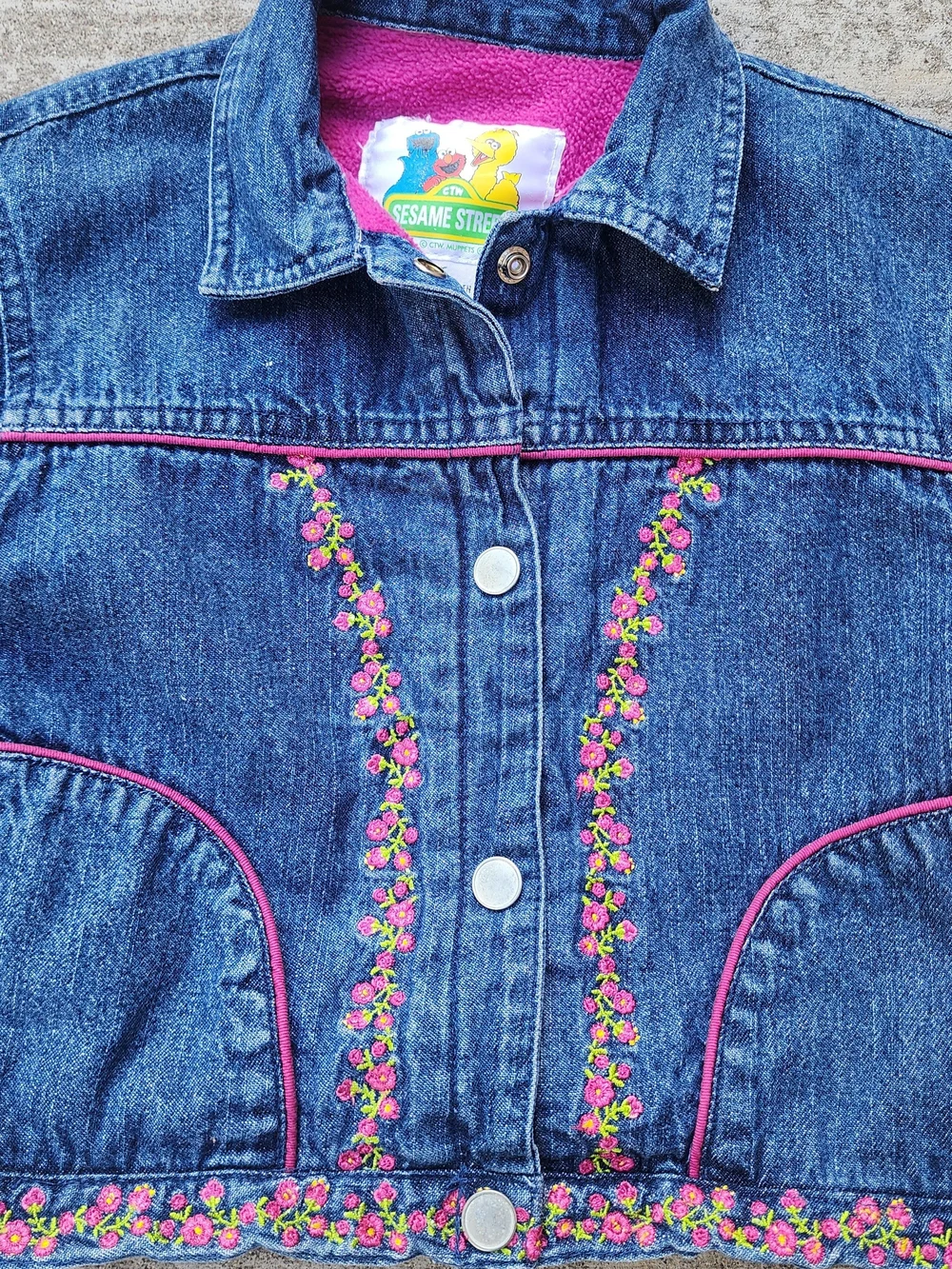 VTG Sesame Street Y2K Kid Girl Blue Denim Jacket, Pink Floral Cottage Trim Sz 3T